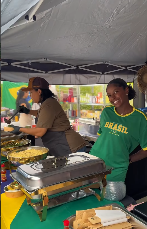 Comida brasileira servida no Social do Imigrante